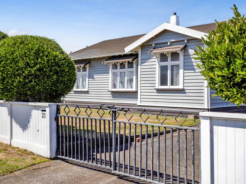 21 Maire Street, Hawera