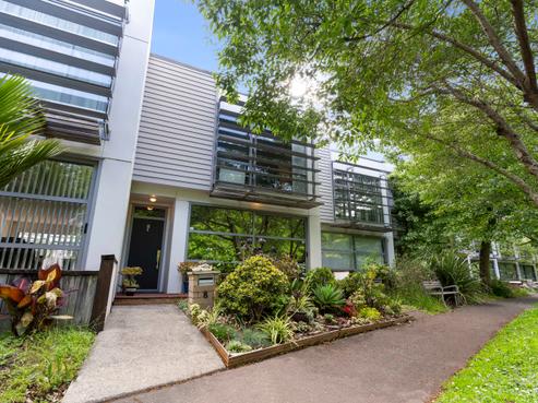 8 Kauri Drive, Takanini