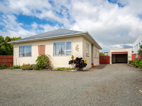 33 Weaver Street, Oamaru