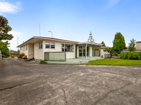 36 John F Kennedy Drive, Milson