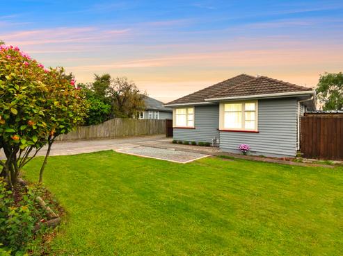 68 Racecourse Road, Sockburn