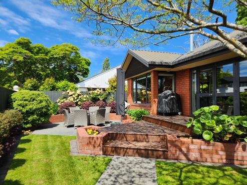 149 Straven Road, Fendalton