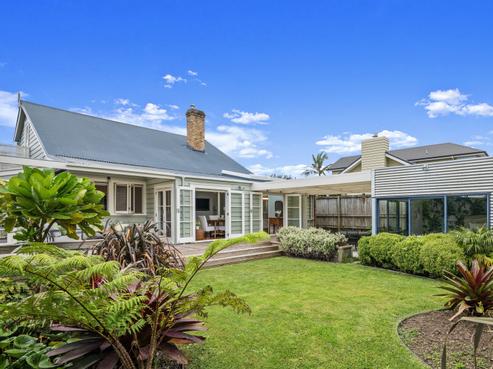 100 Old Mill Road, Westmere