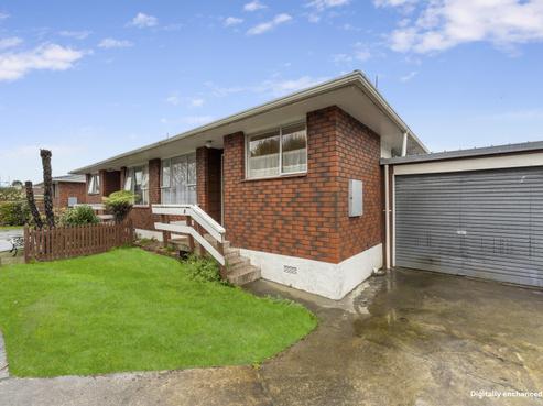 706B Pioneer Highway, Takaro