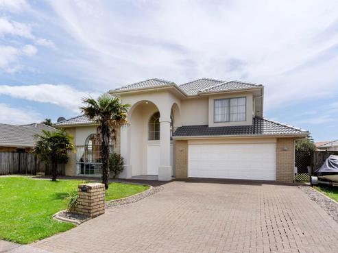 16 Trovare Place, Golflands