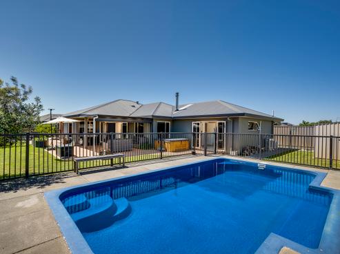 65 Merlot Drive, Greenmeadows
