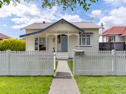 6 Columbia Road, Sandringham