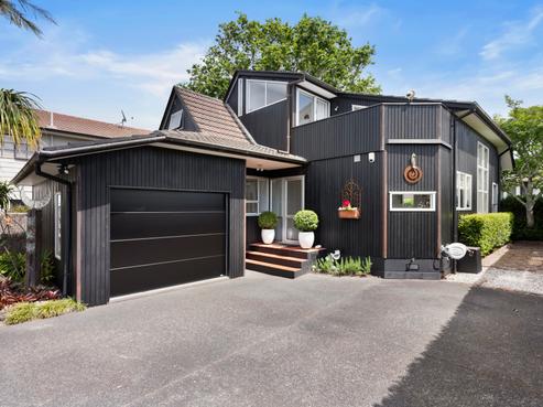 2/6 Castor Bay Road, Castor Bay