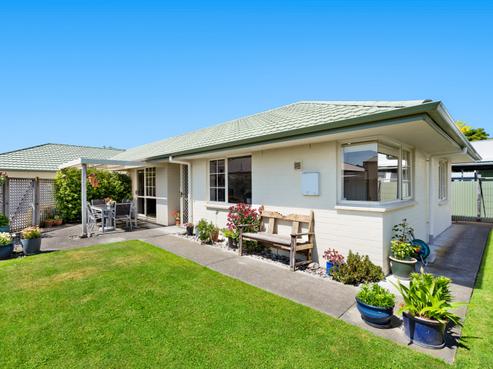 2/406 Lyndon Road East, Hastings