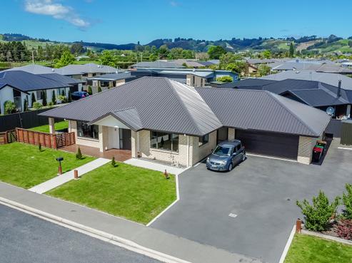 6 Mellay Mews, Mosgiel