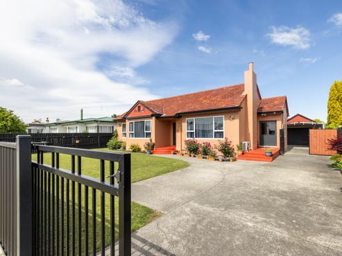 814 Saint Aubyn Street West, Saint Leonards