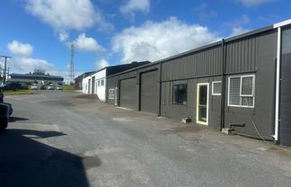 Versatile Workshop in Great Location