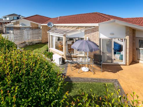 18/169 Sturges Road, Henderson
