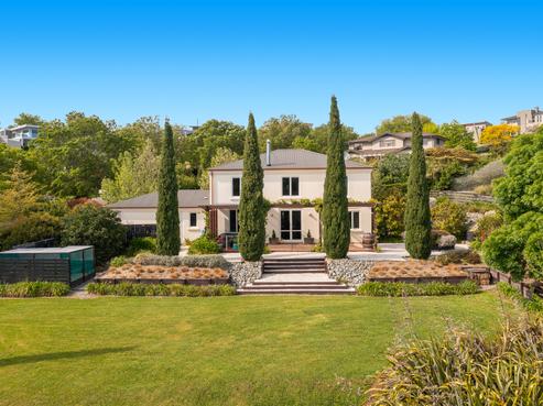 4 Lake View Place, Fairhall