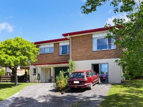 4 Amorino Drive, Red Beach