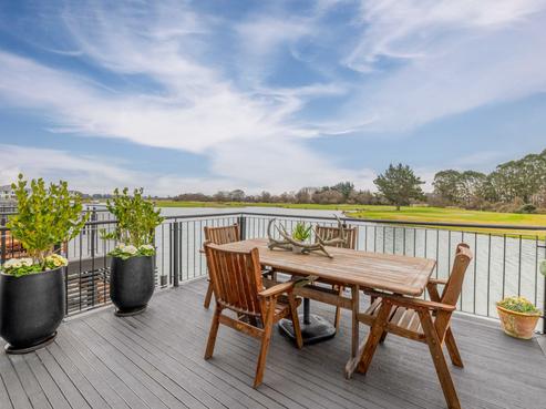 9/1 Rotoiti Lane, Northwood