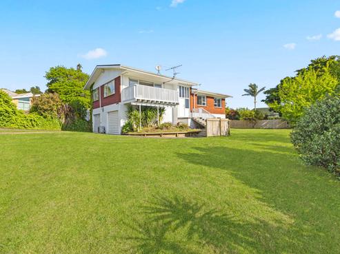 2 April Place, Red Hill