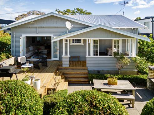 4 Dyer Street, Whitiora