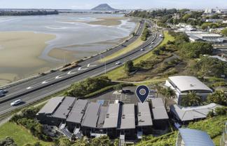 Passive investment with panoramic views!