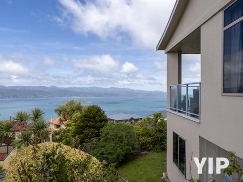 14 Dress Circle, Newlands