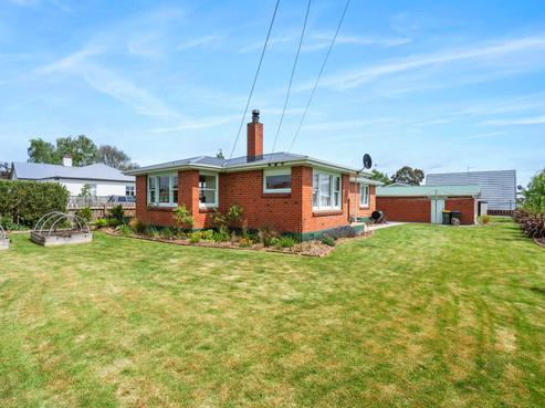 14 Cowper Street, Milton