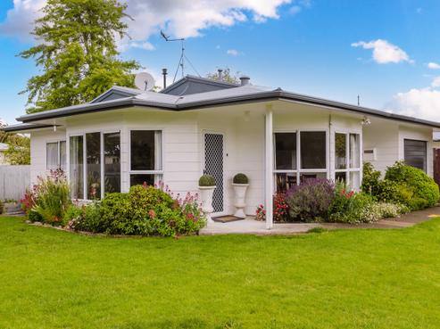7 Hughes Court, Pahiatua