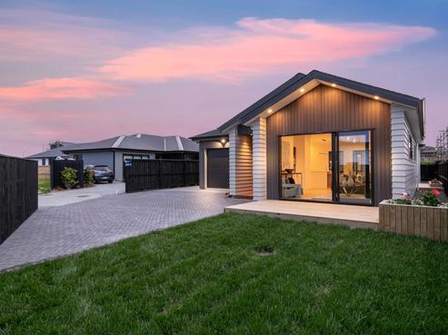 17 Hicks Road, Wainui