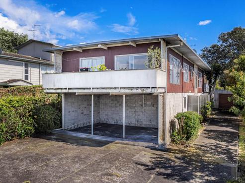 20 Strong Street, Saint Johns