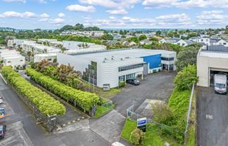 Large Mt Eden landholding with income