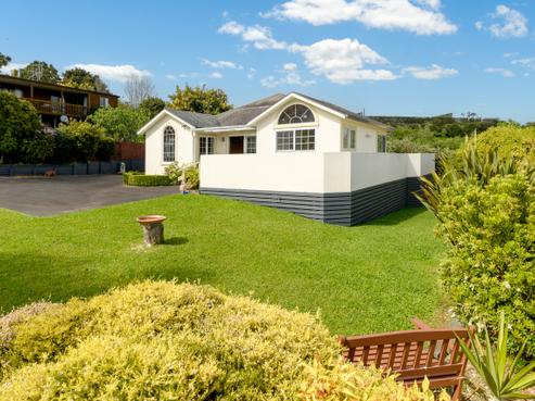 15 Greenstone Way, Hairini