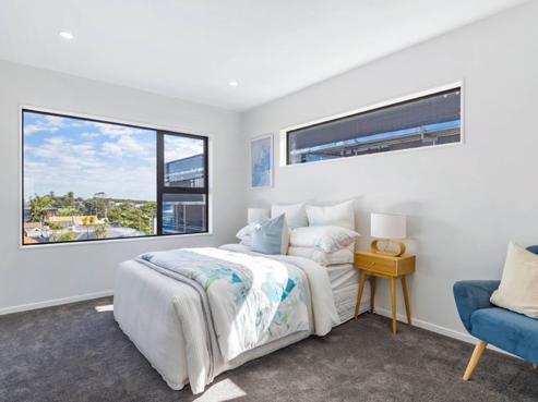 11/1B Egremont Street, Belmont