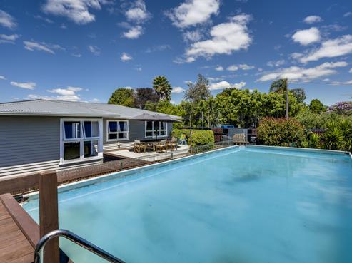 1009B Tomoana Road, Mahora