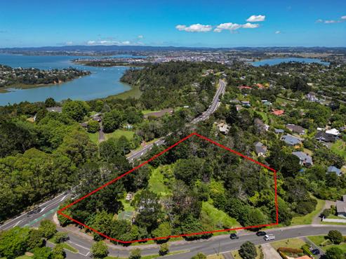 114 Upper Harbour Drive, Greenhithe