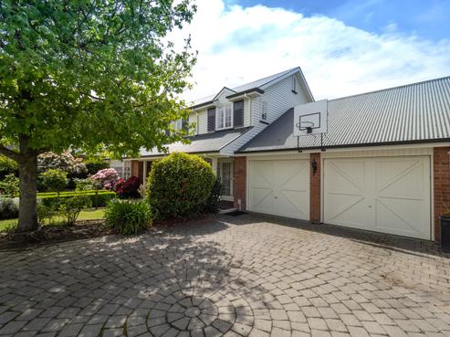 16 Mason Place, Allenton