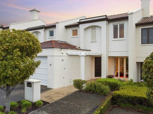 49 Genoa Way, Albany Heights