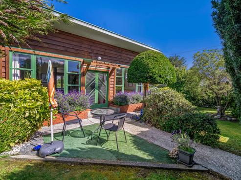 90 Baker Street, Balclutha