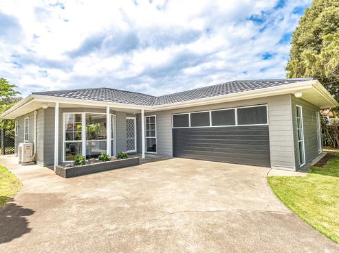 25 Dorset Road, Springvale