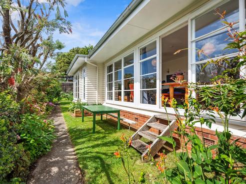 14 Albert Road, Devonport