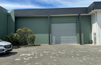 Immaculate Middleton Warehouse 