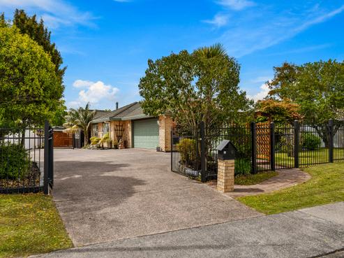 10 Patsy O'Hara Place, Swanson