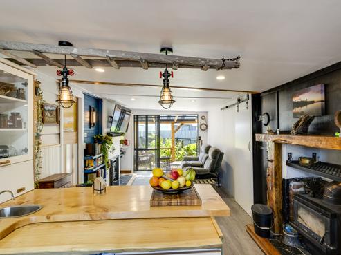2/221 Taradale Road, Pirimai