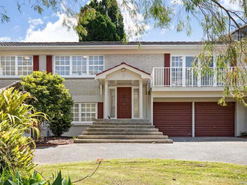82 Woodlands Crescent, Browns Bay