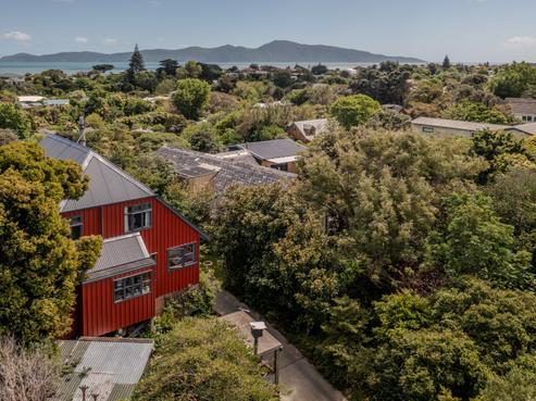 13 Clunie Avenue, Raumati South