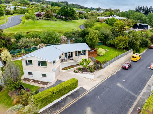 14 Tweed Street, Mosgiel