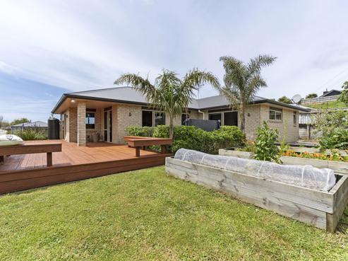3A Honeyfield Drive, Whalers Gate