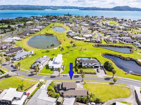 112 Barbados Way, One Tree Point