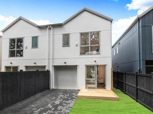 15 Yellow Pear Lane, Karaka