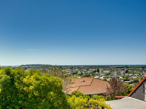 76B Churchill Drive, Taradale