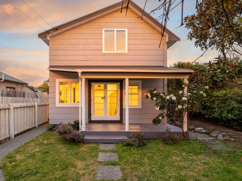257 Estuary Road, South New Brighton