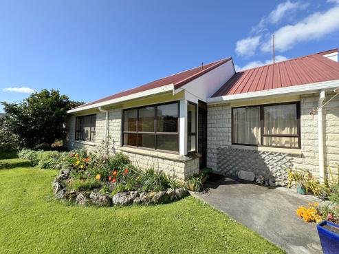 22B Holyrood Terrace, Waipukurau and Surrounds